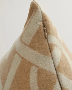 G Patterned Cushion