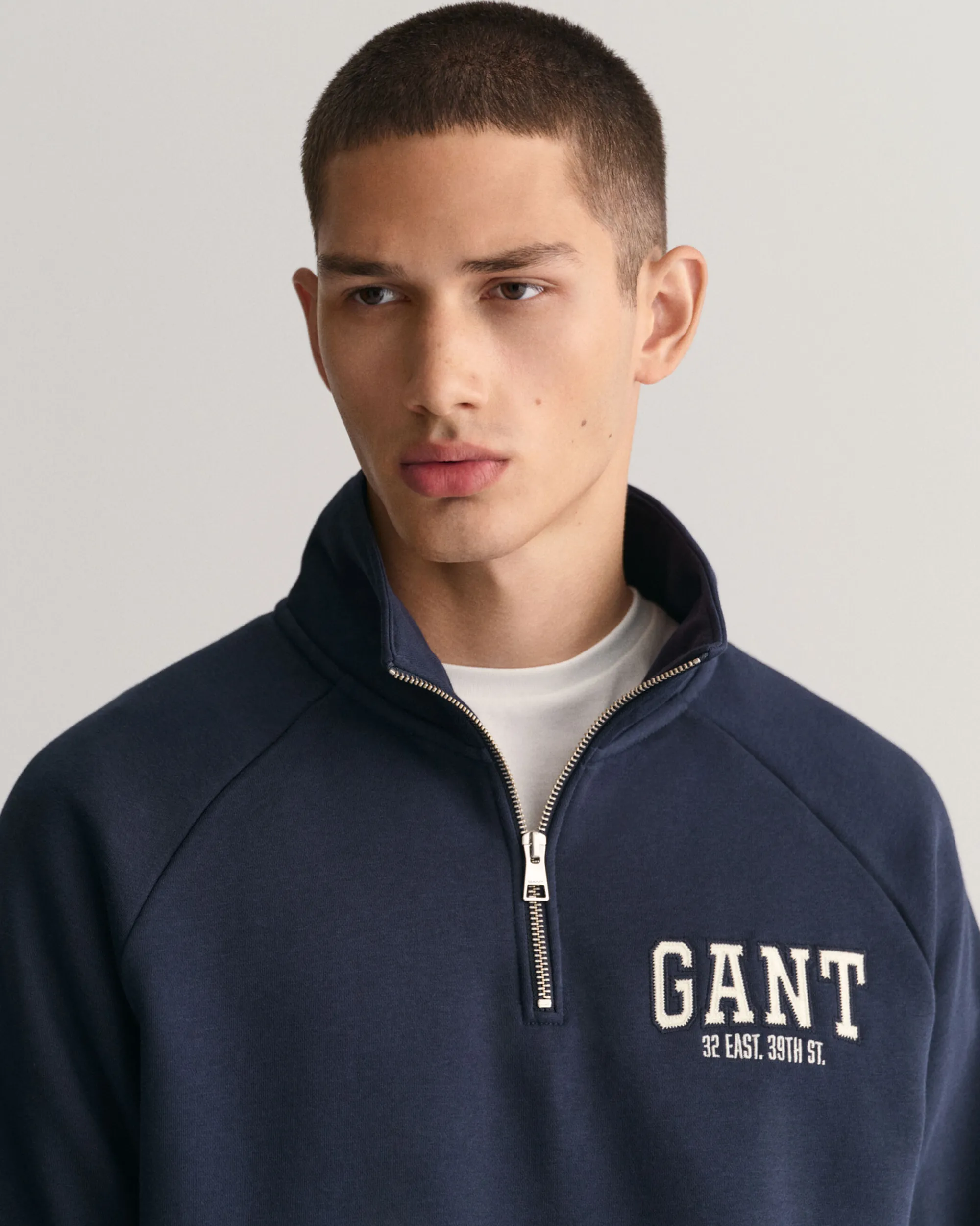 GANT Arch Graphic Half-Zip Sweatshirt