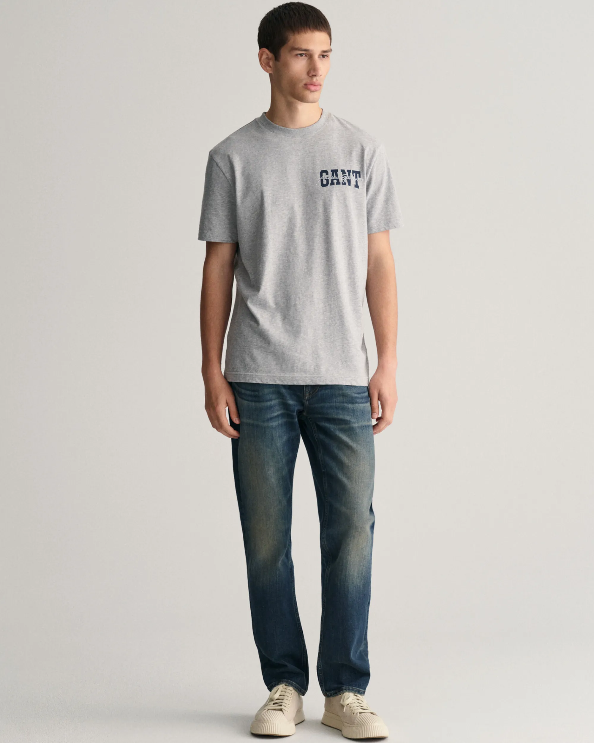 GANT Arch Script Graphic T-Shirt