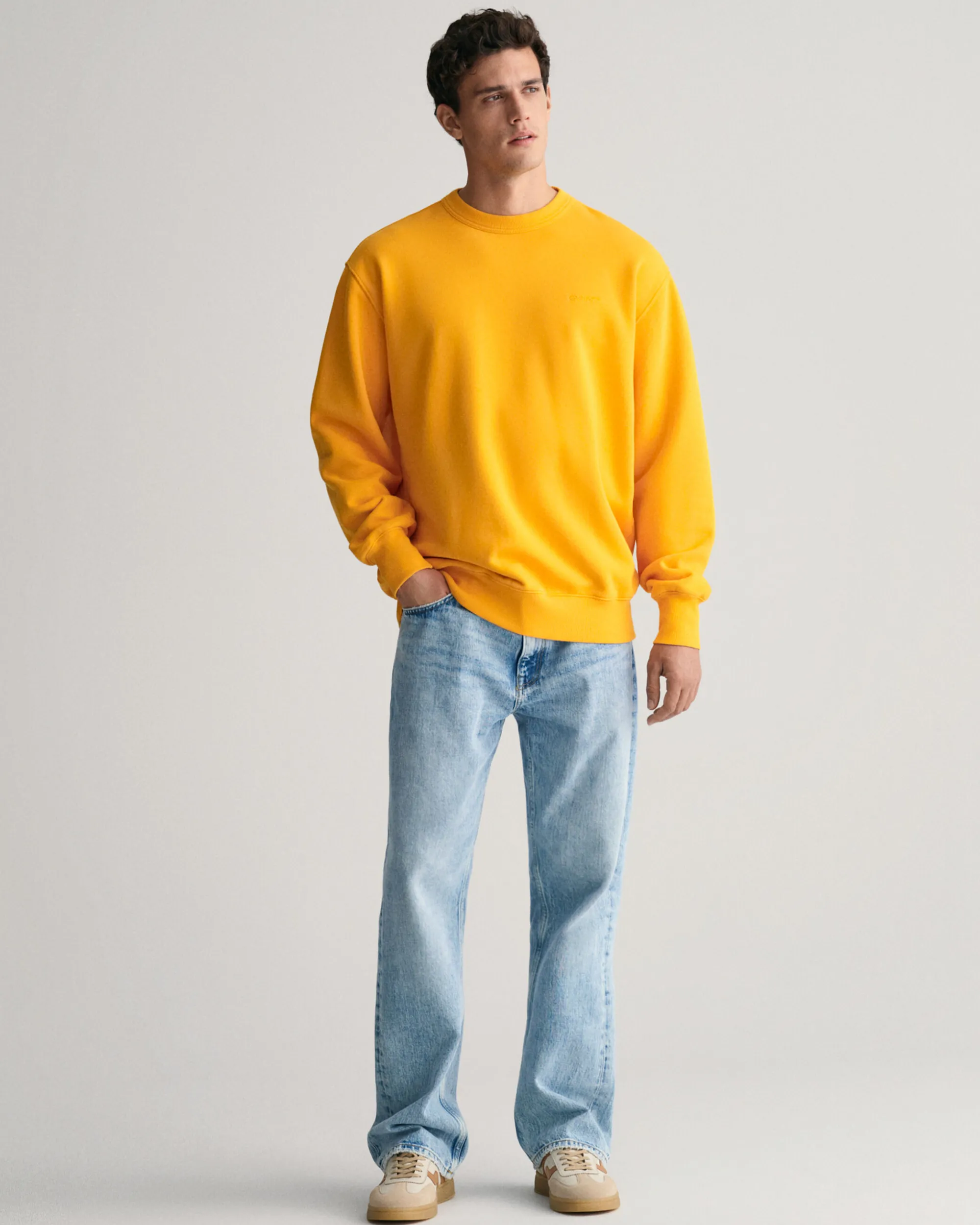 GANT Logo Crew Neck Sweatshirt
