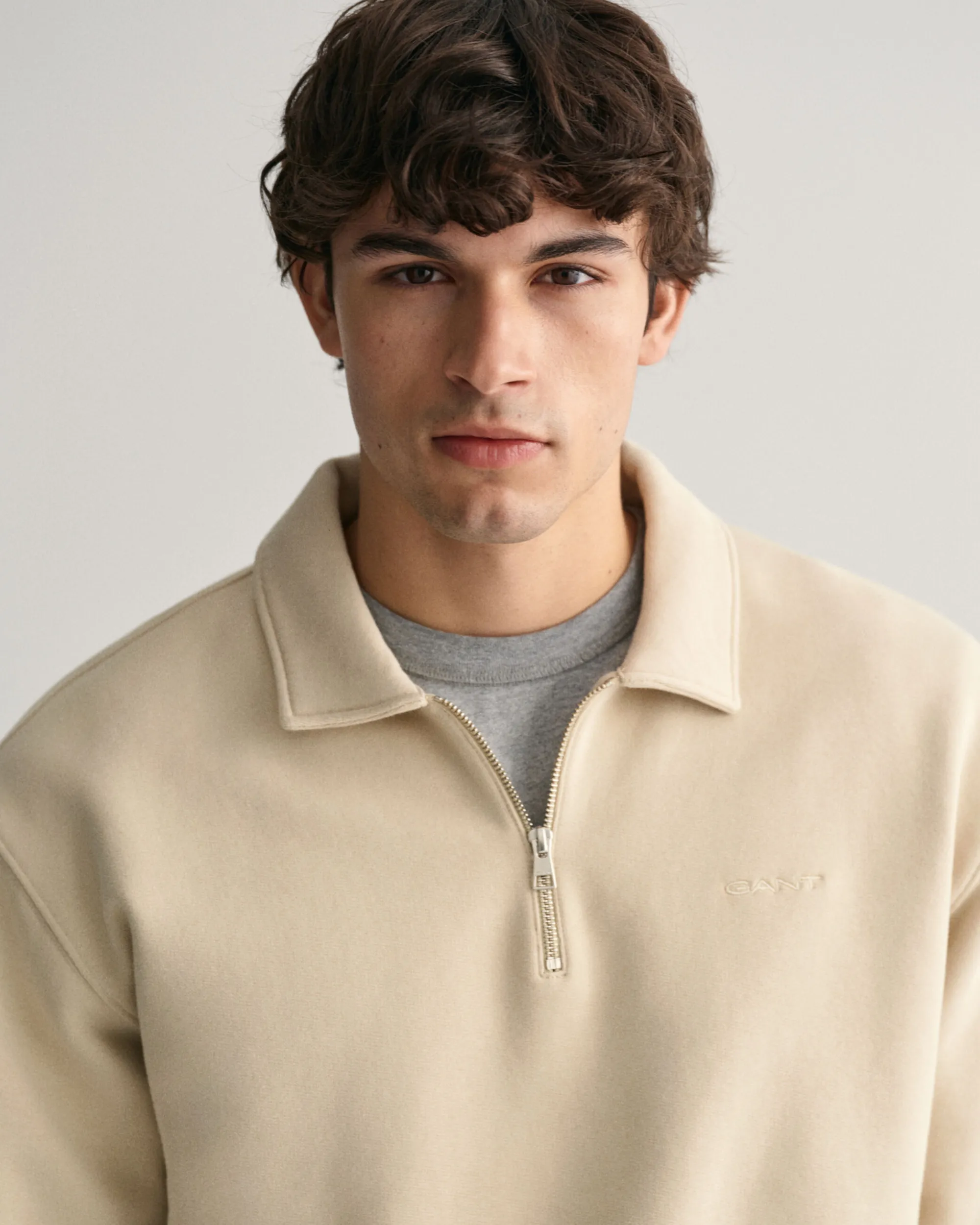 GANT Logo Half-Zip Sweatshirt