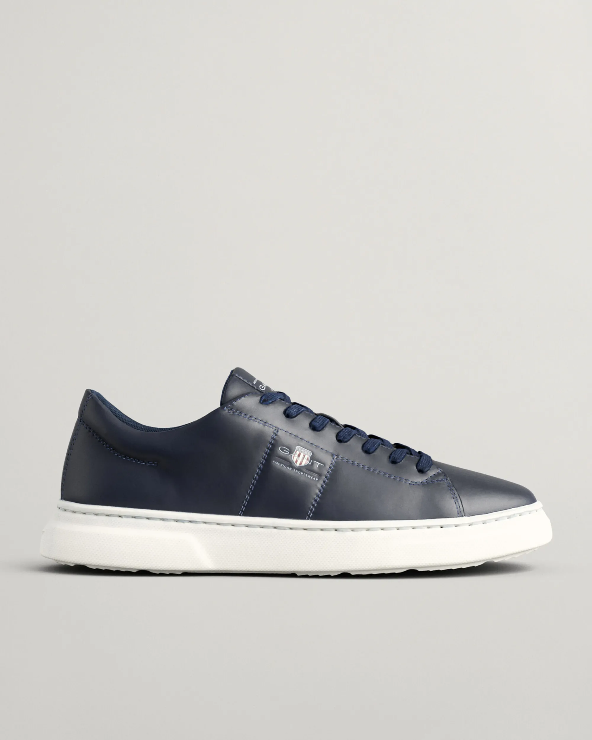 Joree Sneakers