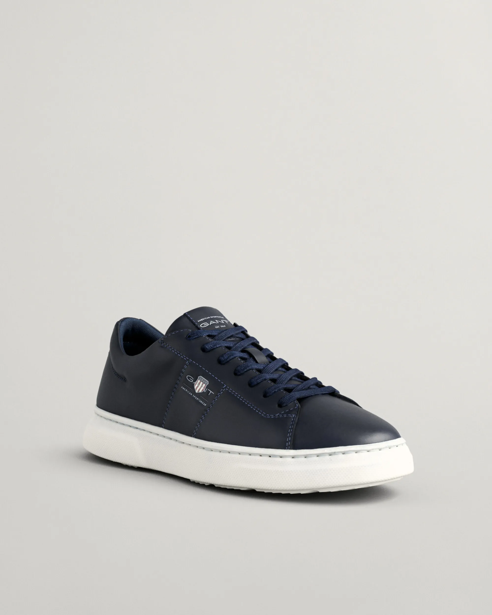 Joree Sneakers