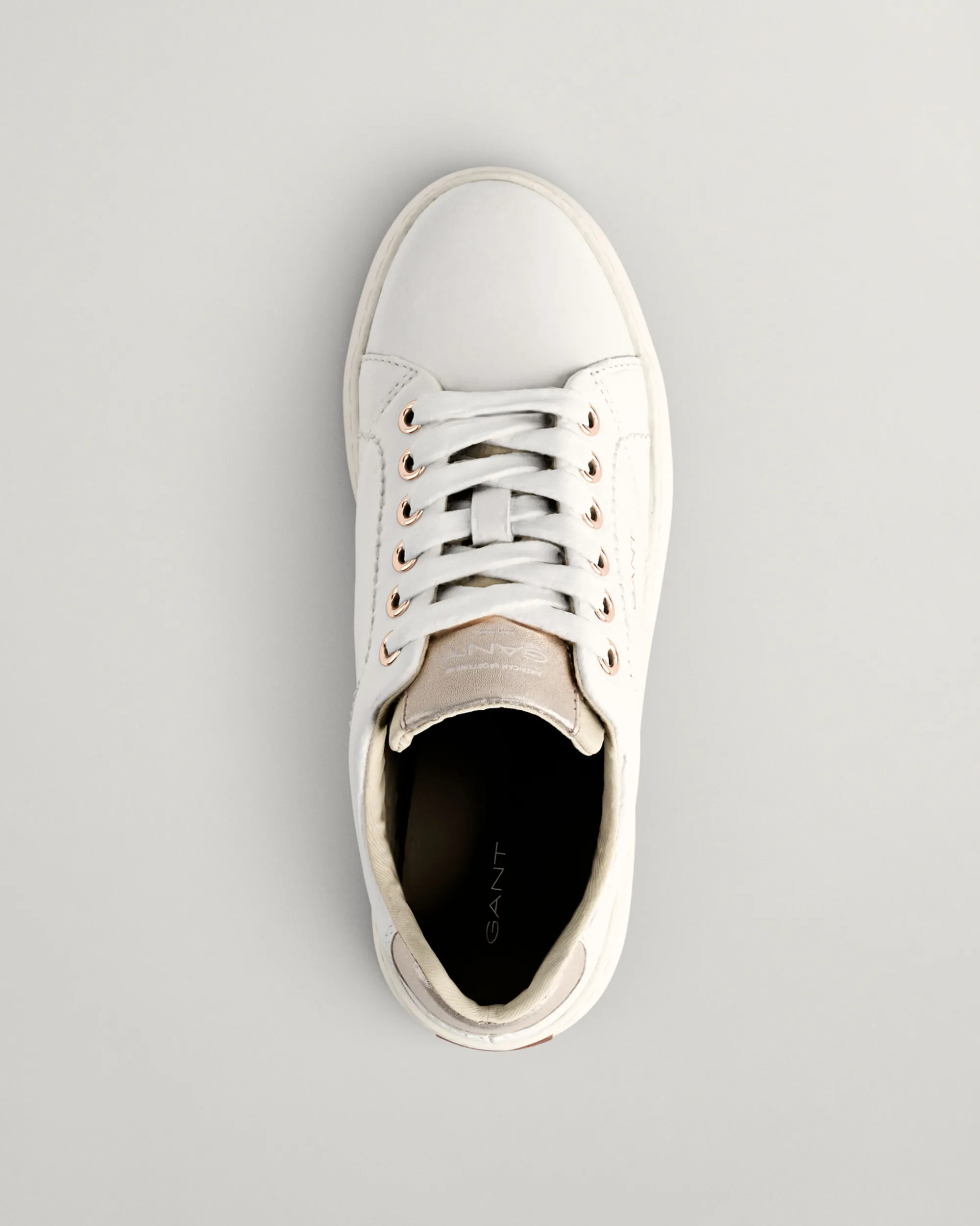 Lawill Sneakers