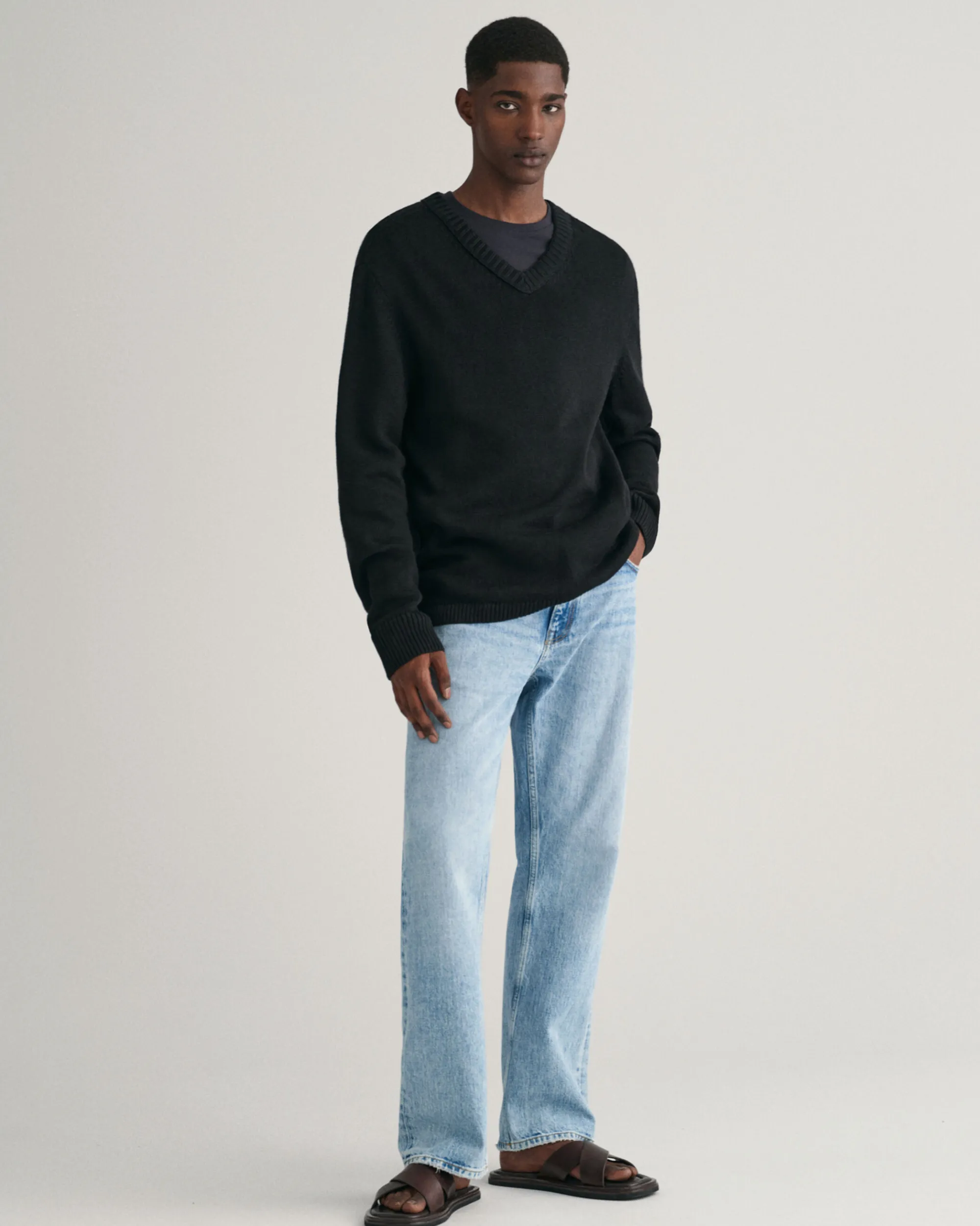 Linen Blend V-Neck Sweater
