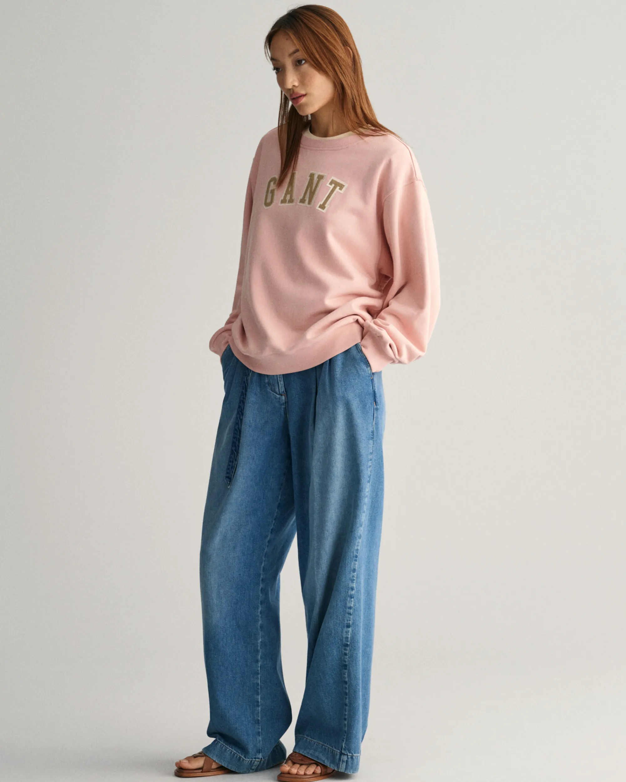 Logo Crew Neck Sweatshirt