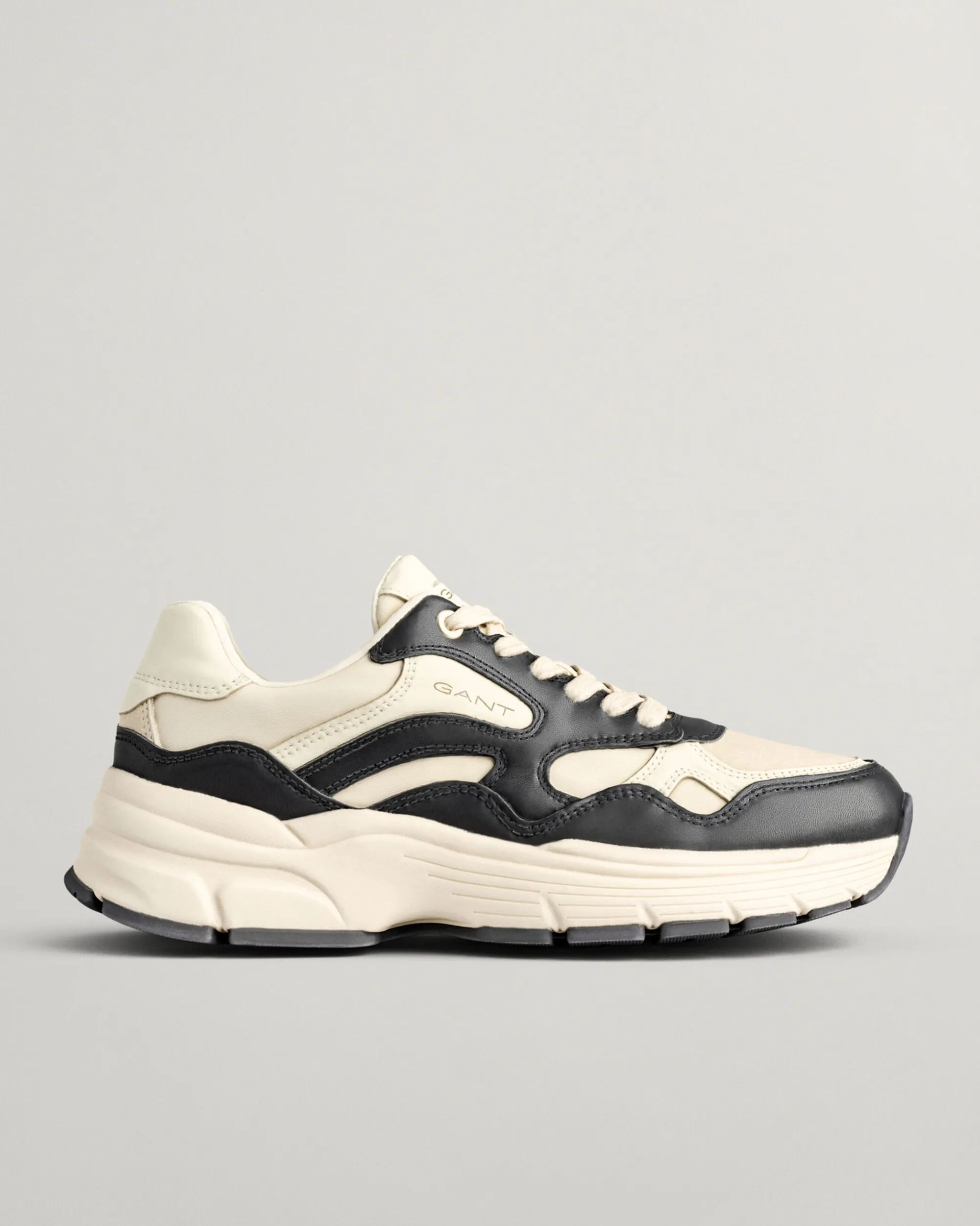Neuwill Sneakers