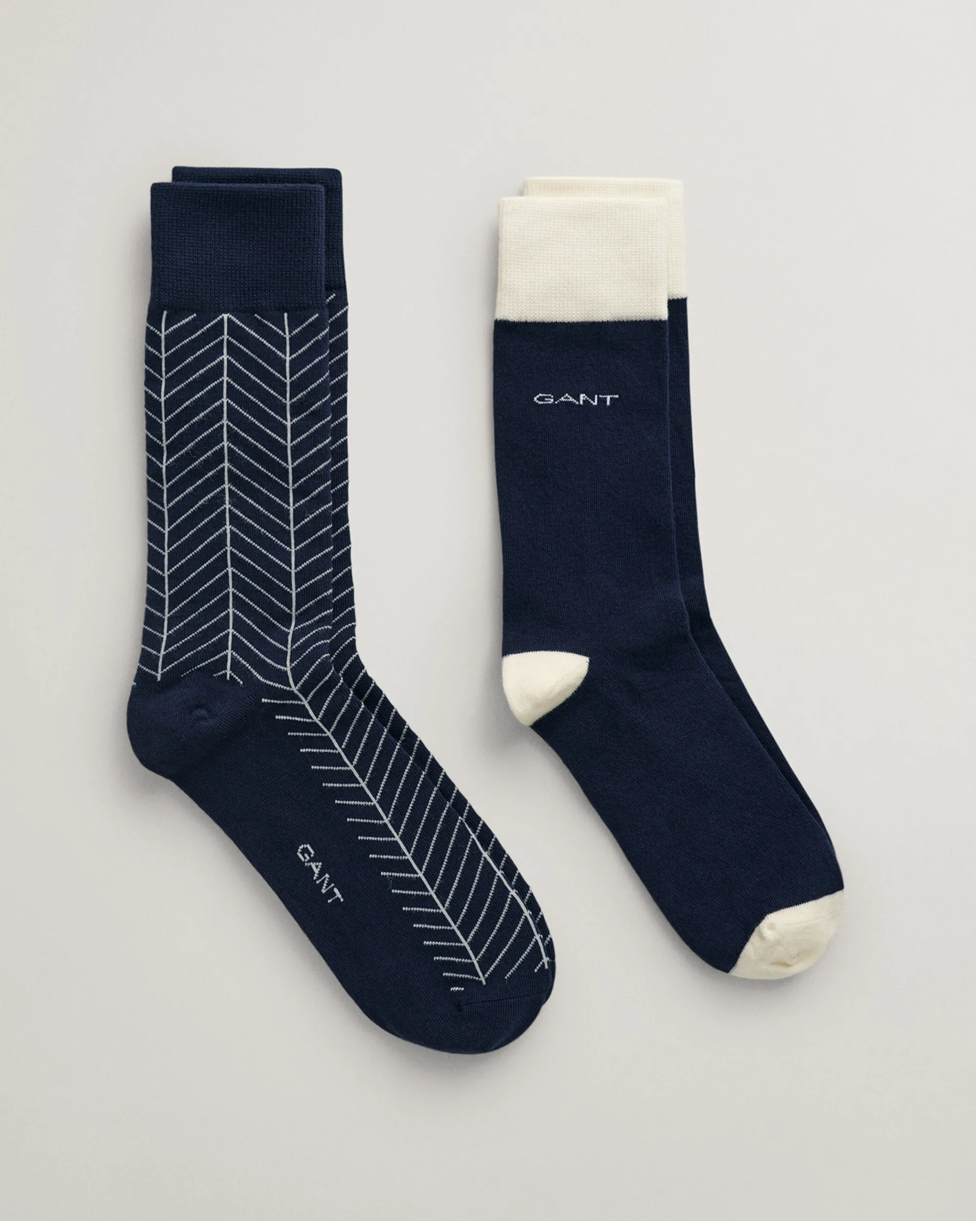 2-Pack Herringbone Patterned Socks