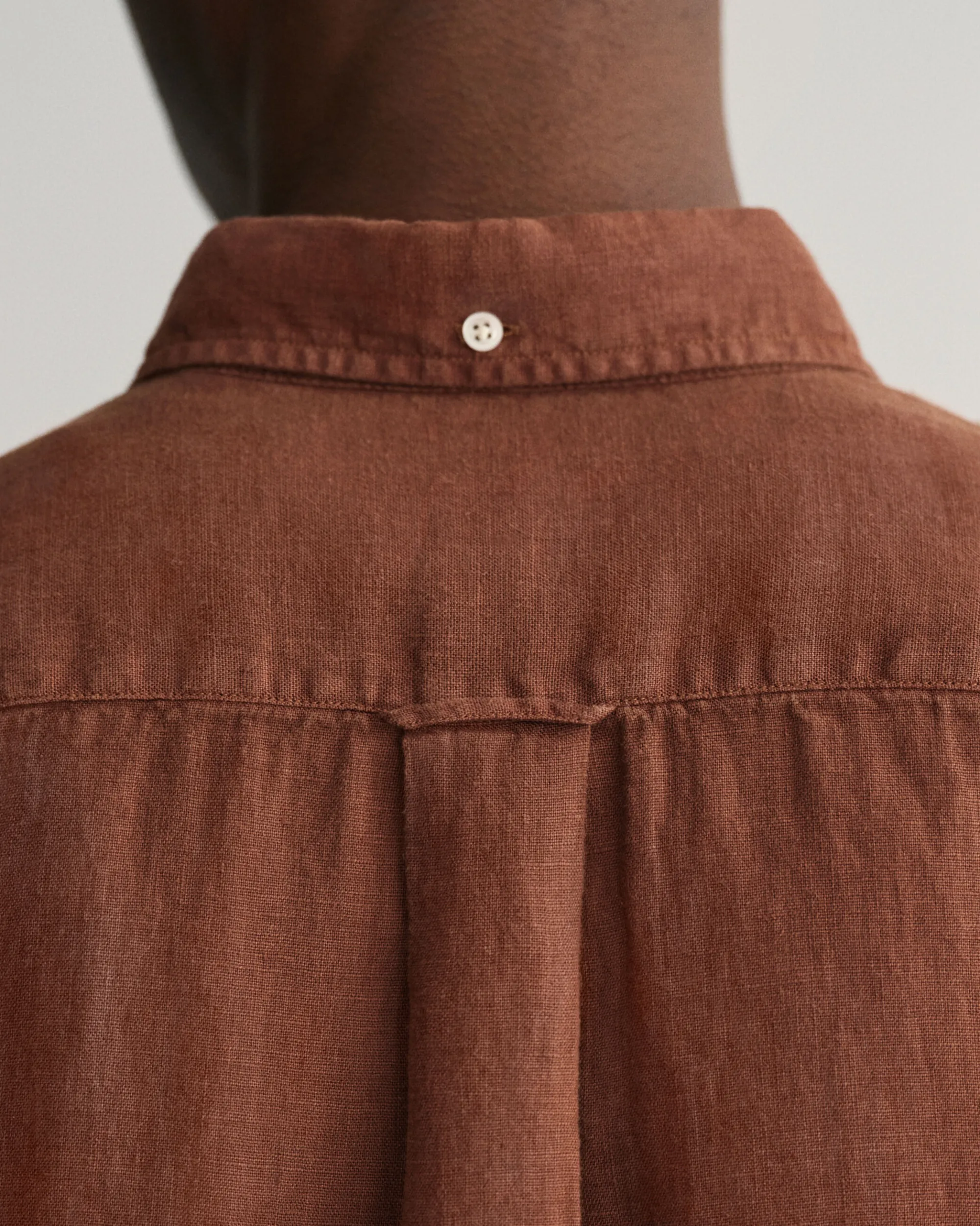 Regular Fit Garment-Dyed Linen Short Sleeve Shirt