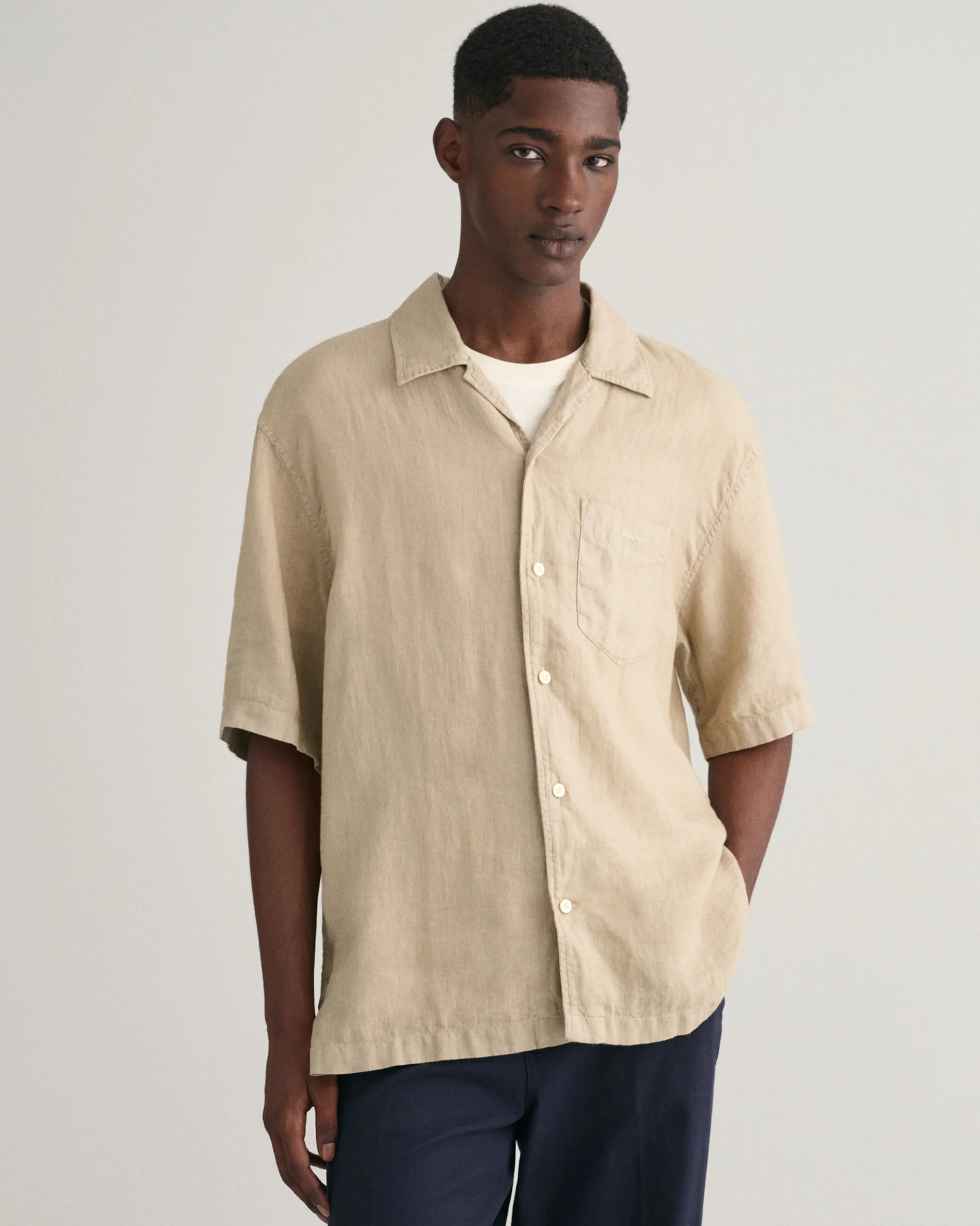 Relaxed Fit Garment-Dyed Linen Short Sleeve Shirt