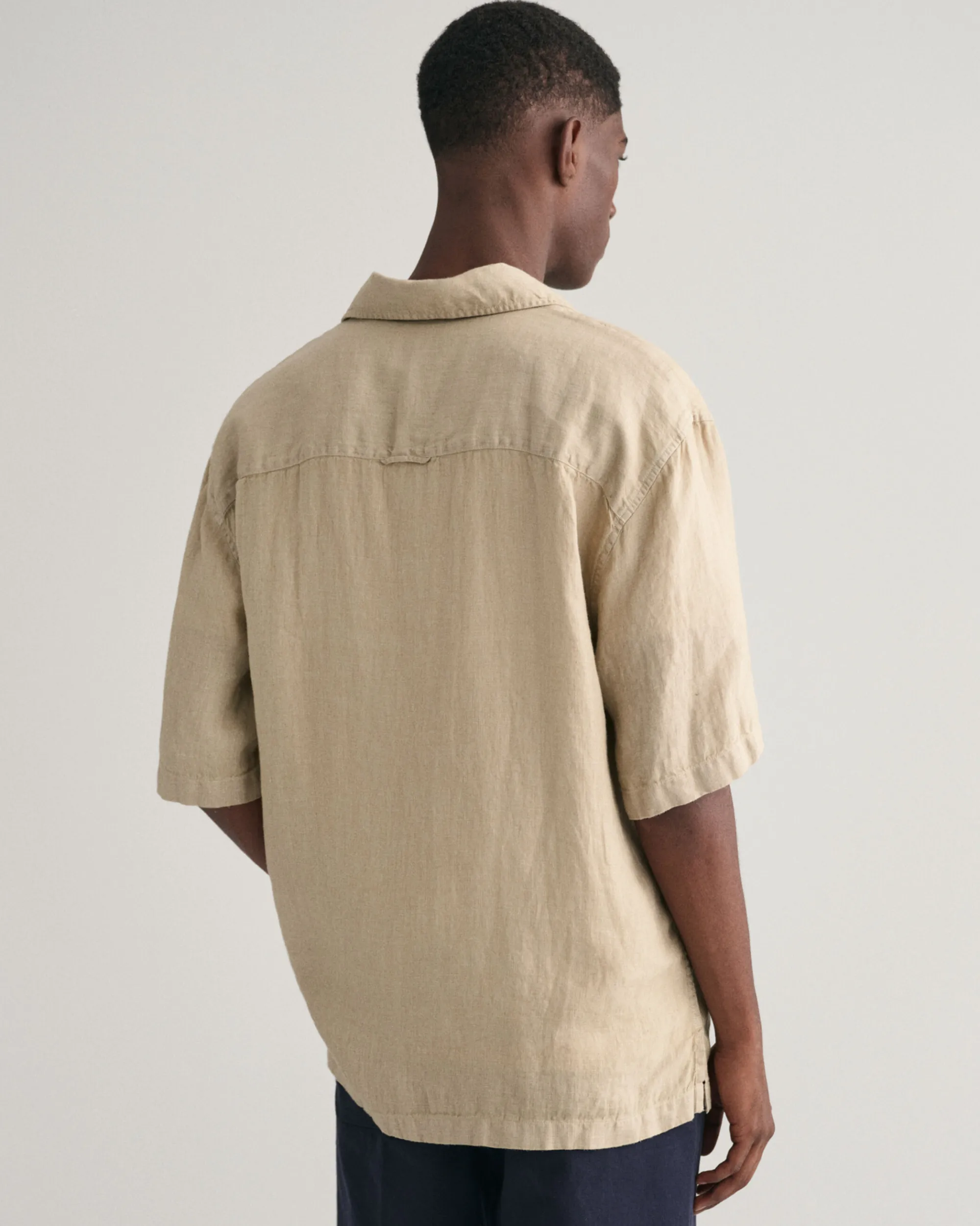 Relaxed Fit Garment-Dyed Linen Short Sleeve Shirt