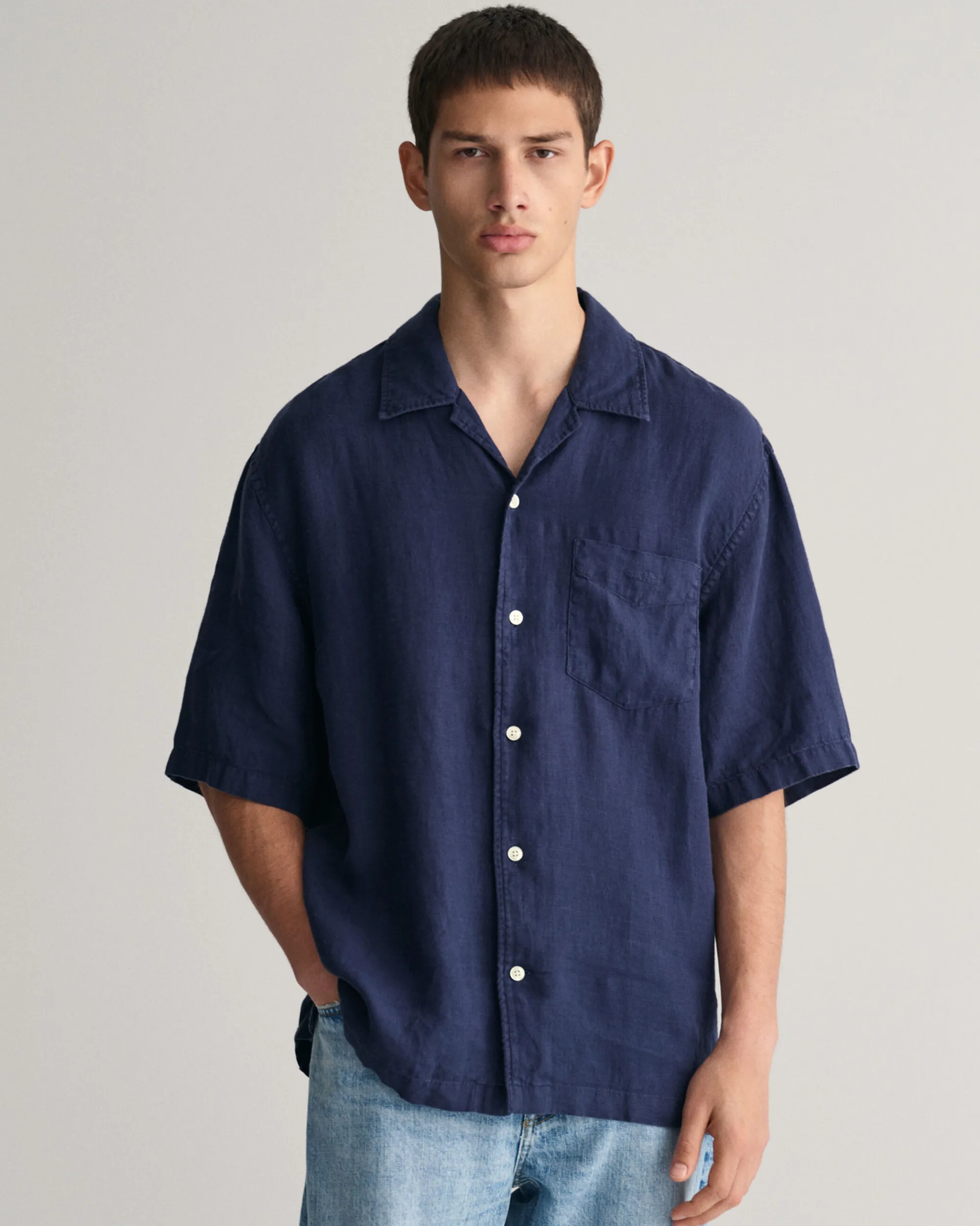 Relaxed Fit Garment-Dyed Linen Short Sleeve Shirt