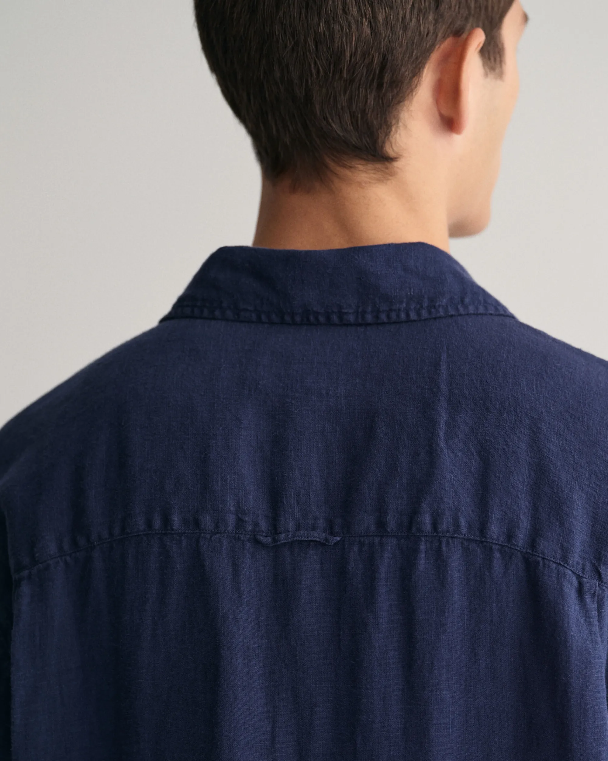 Relaxed Fit Garment-Dyed Linen Short Sleeve Shirt
