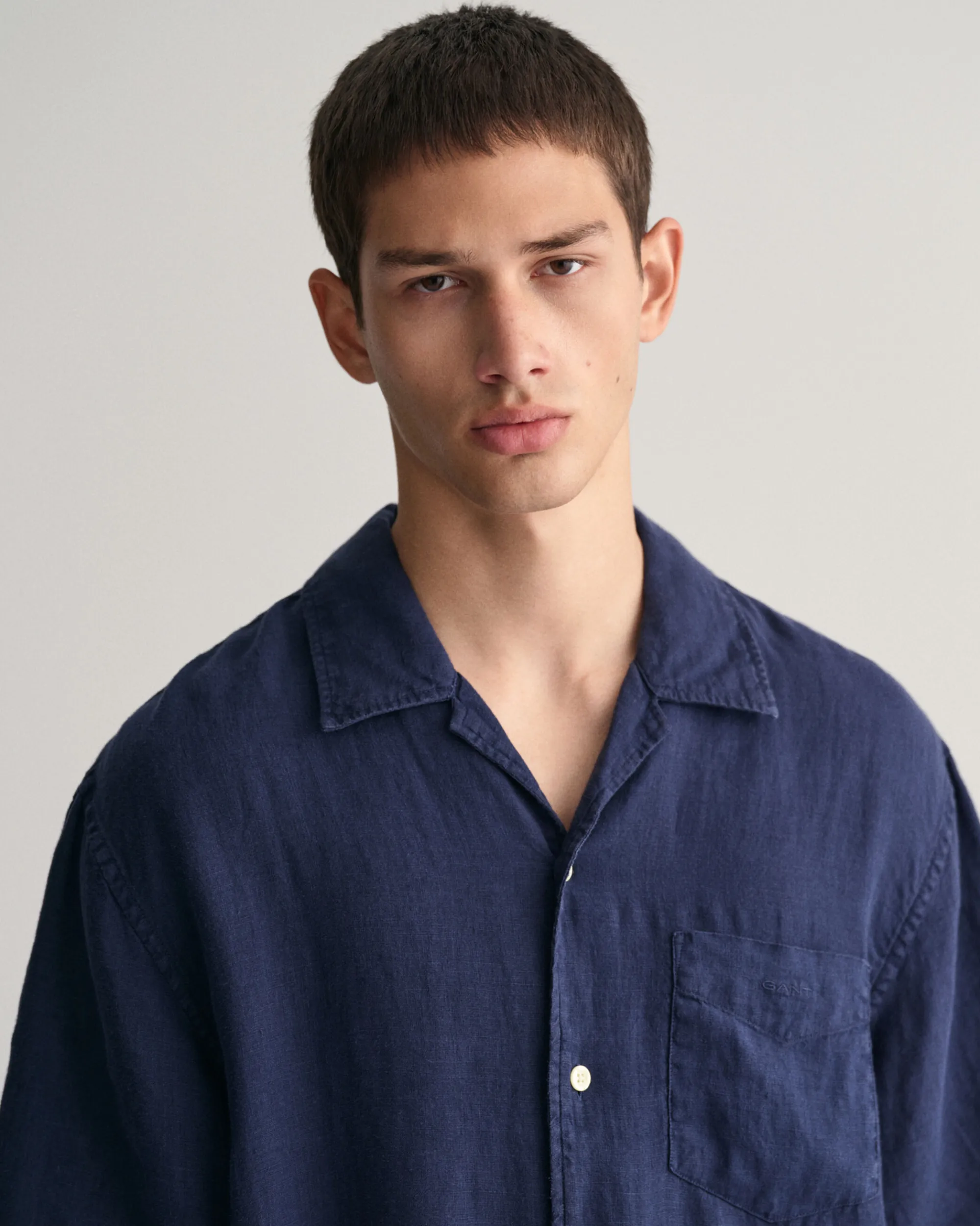 Relaxed Fit Garment-Dyed Linen Short Sleeve Shirt