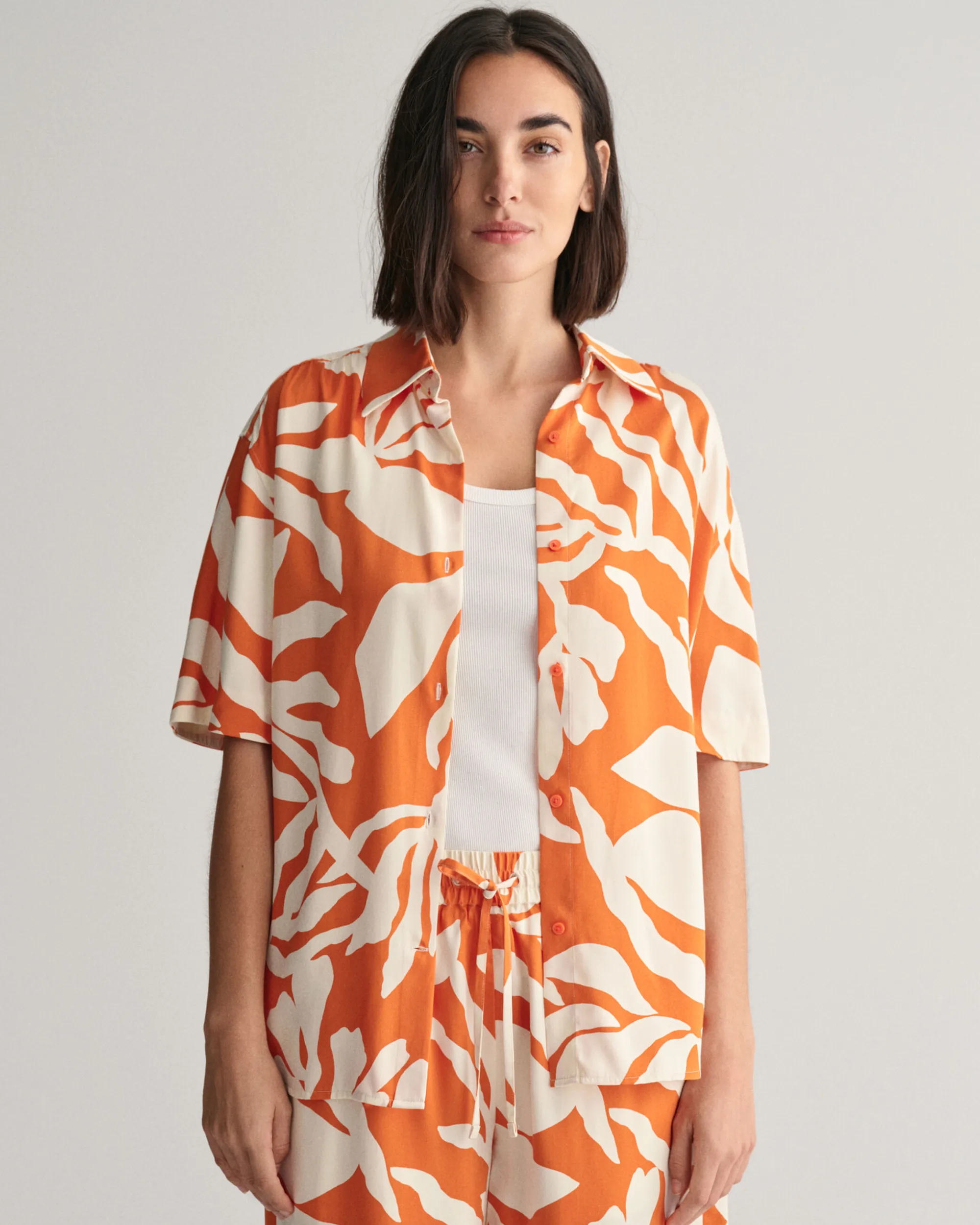 Relaxed Fit Palm Print Short Sleeve Shirt